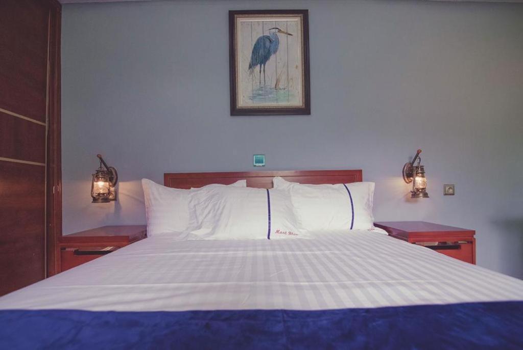 Mont Bleu Hotel 리브르빌 외부 사진